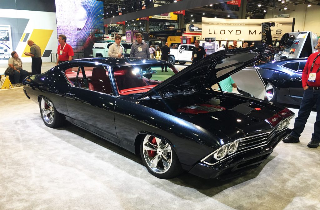 69-chevelle-chevy-booth-2